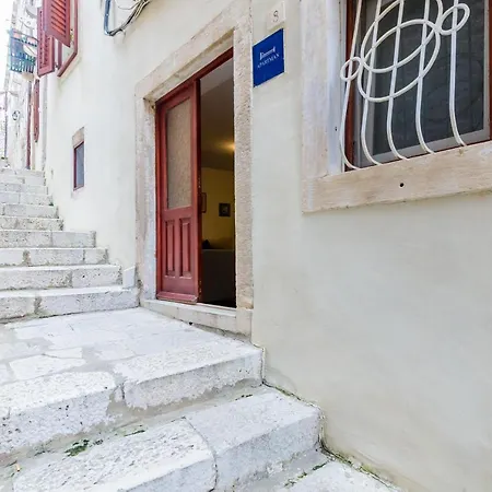Simovic - One Bedroom With City View Διαμέρισμα Ντουμπρόβνικ