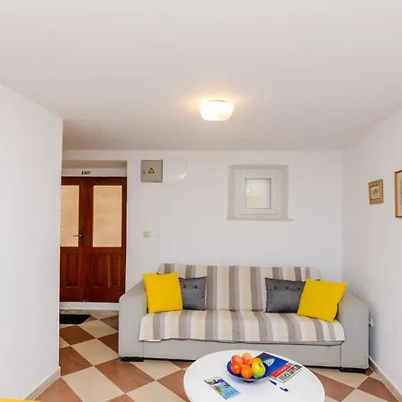 Simovic - One Bedroom With City View Διαμέρισμα *